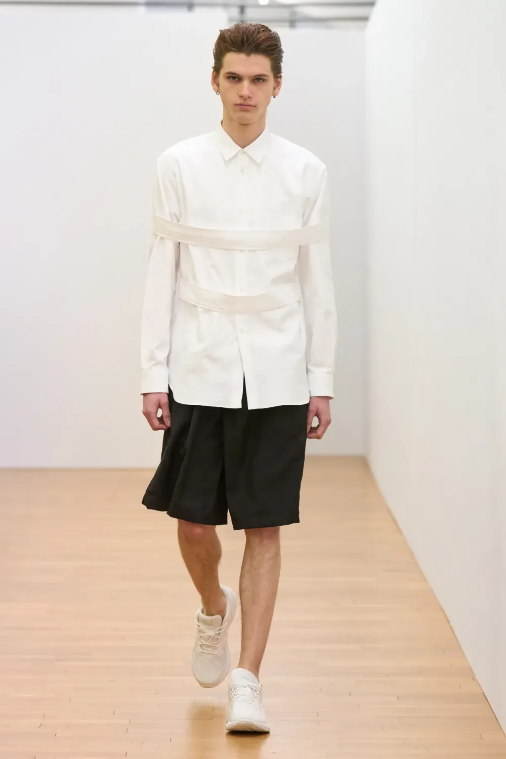 コムデギャルソンシャツ 2024年秋冬 LOOK 11