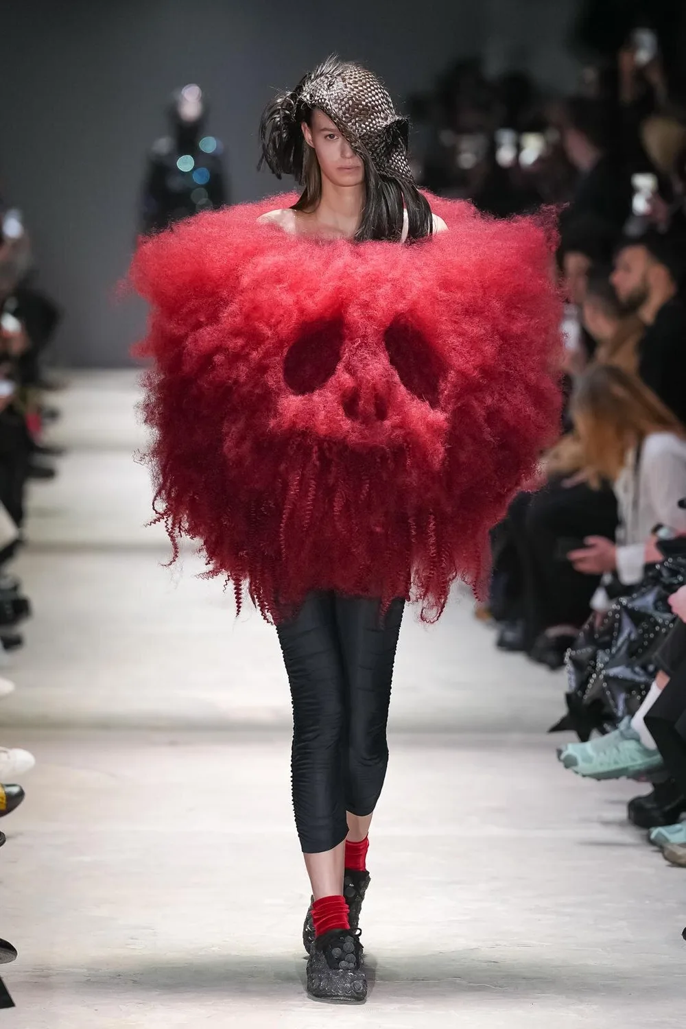 ノワールケイニノミヤ 2026年秋冬 LOOK 13