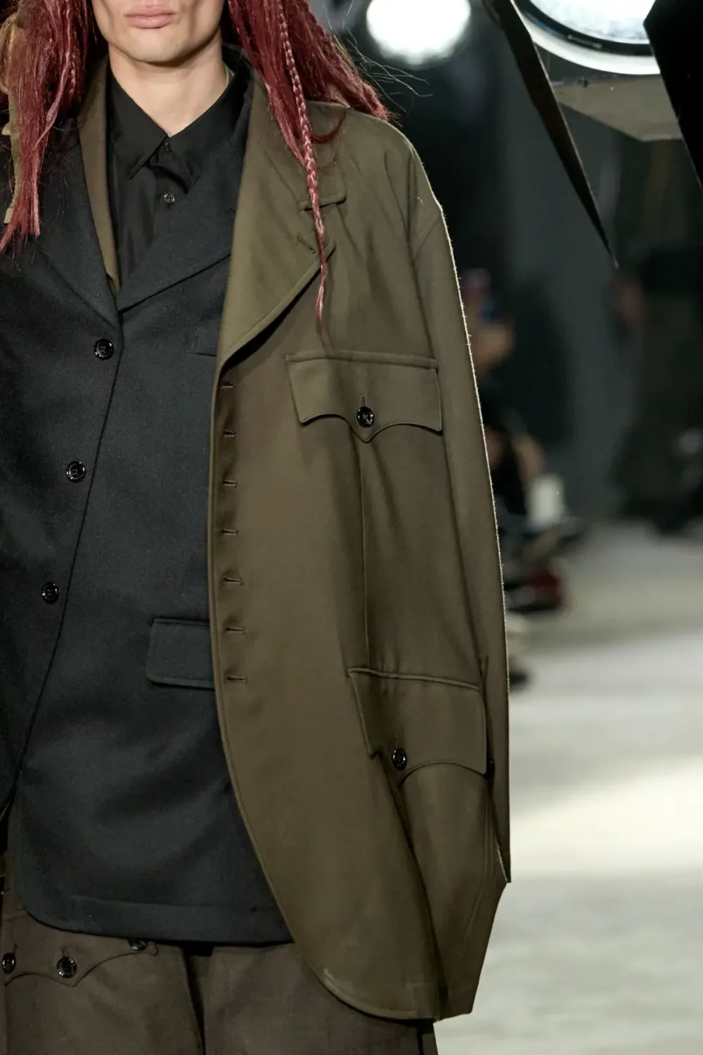 コムデギャルソンオムプリュス 2025年秋冬 LOOK 23 / VIEW 3