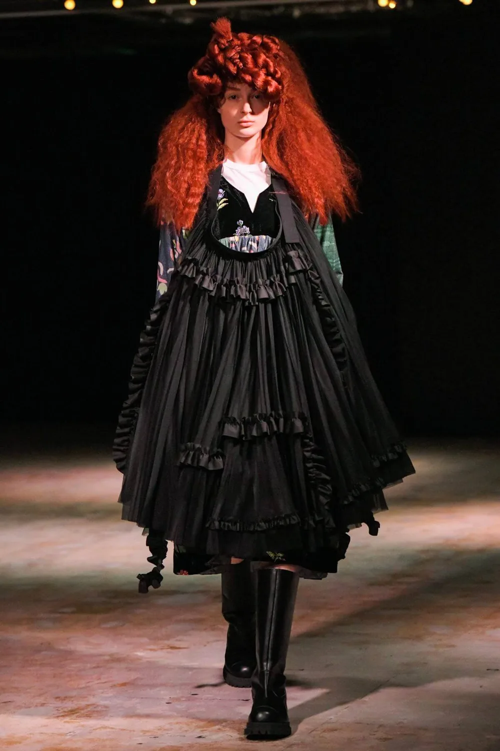 タオ 2022年秋冬 LOOK 13