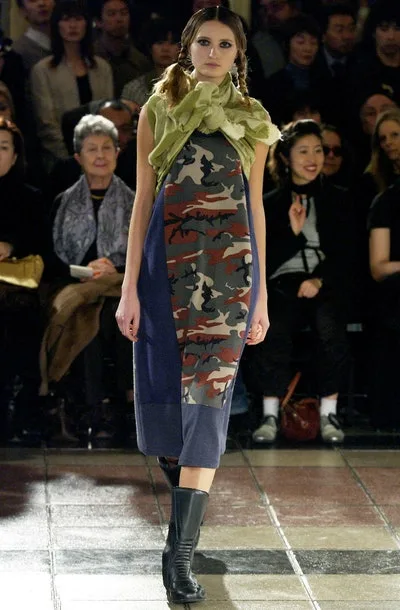 コムデギャルソン 2003秋冬 LOOK 27