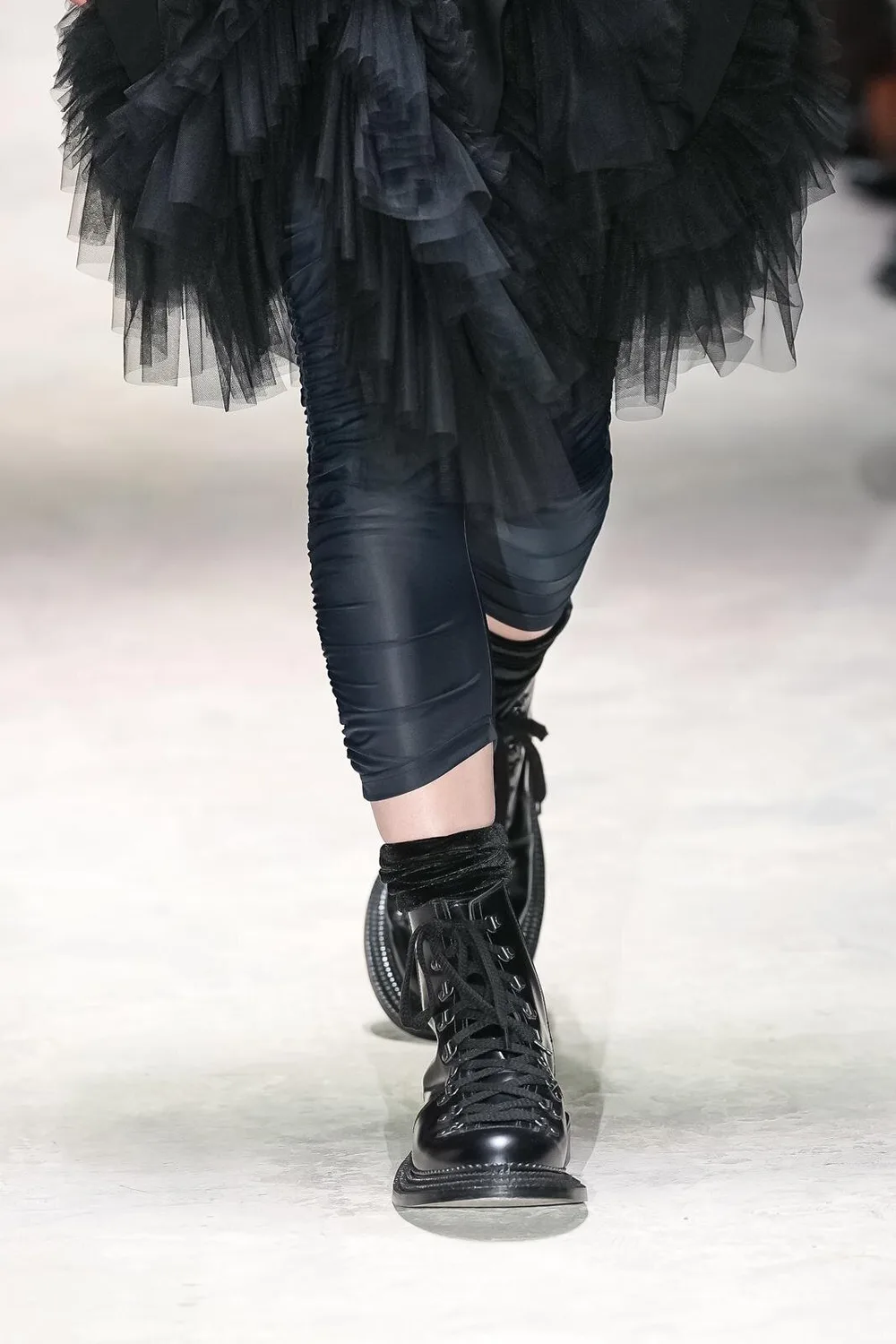 ノワールケイニノミヤ 2026年秋冬 LOOK 16 / VIEW 2