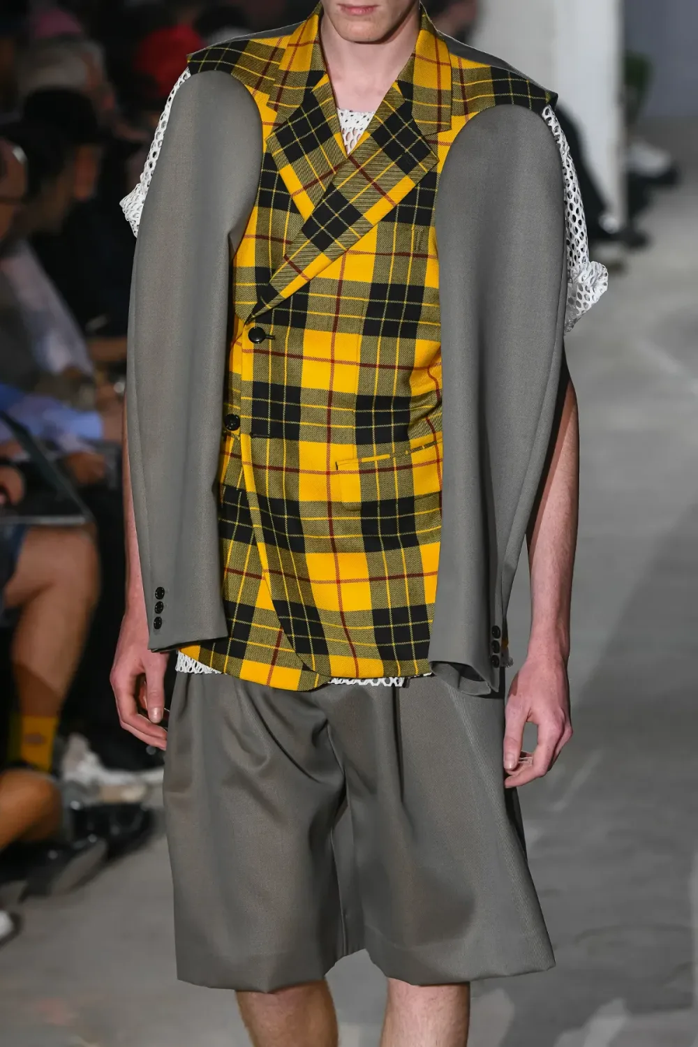 コムデギャルソンオムプリュス 2024年春夏 LOOK 21 / VIEW 2