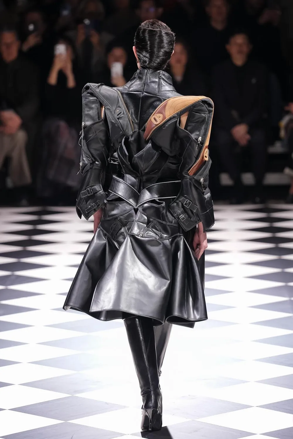 ジュンヤワタナベ 2026年秋冬 LOOK 20 / VIEW 5