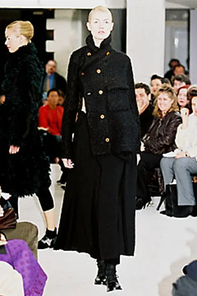 コムデギャルソン 2002秋冬 LOOK 16