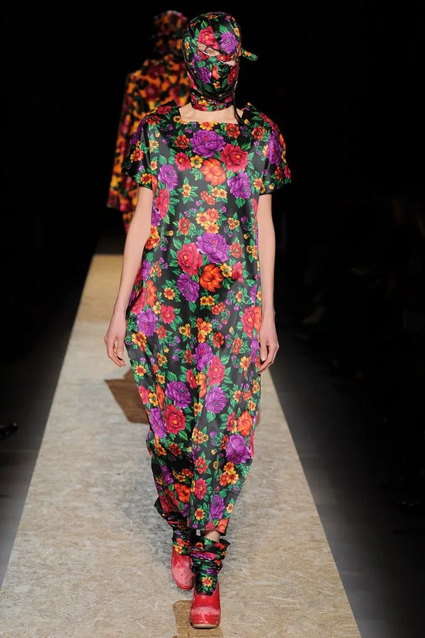 コムデギャルソン 2012秋冬 LOOK 20