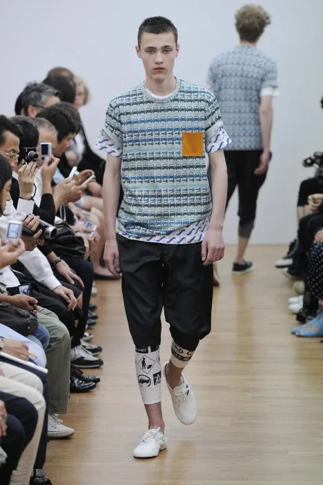 コムデギャルソンシャツ 2010春夏 LOOK 27