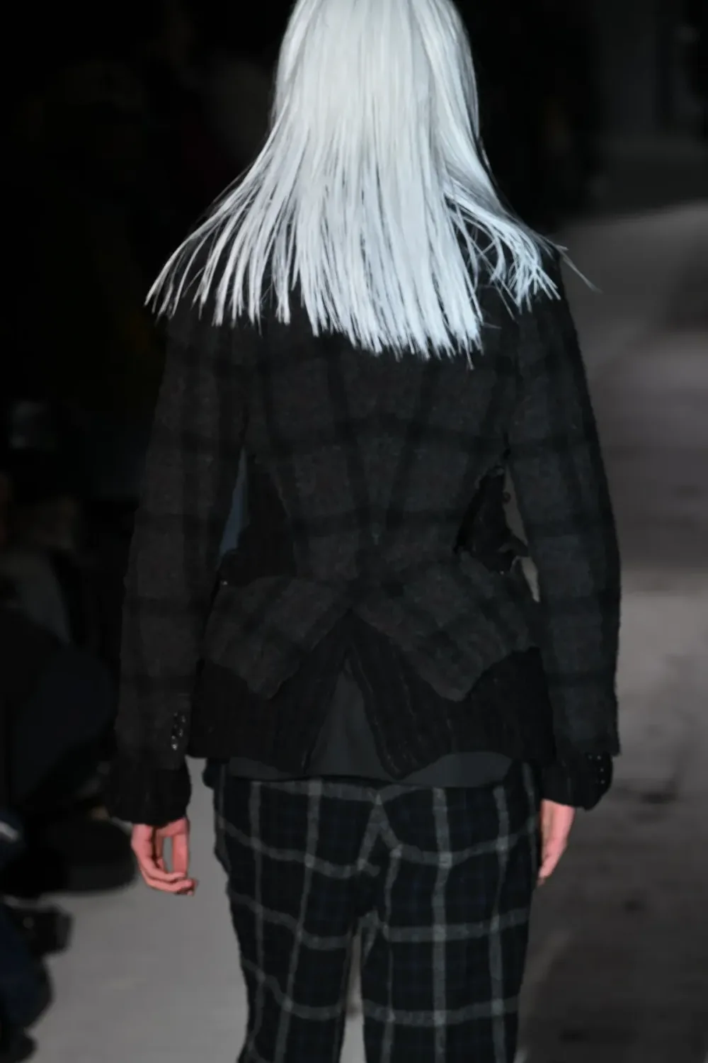 コムデギャルソンオムプリュス 2024年秋冬 LOOK 22 / VIEW 2