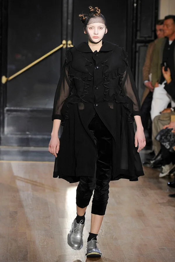 コムデギャルソン 2010秋冬 LOOK 31