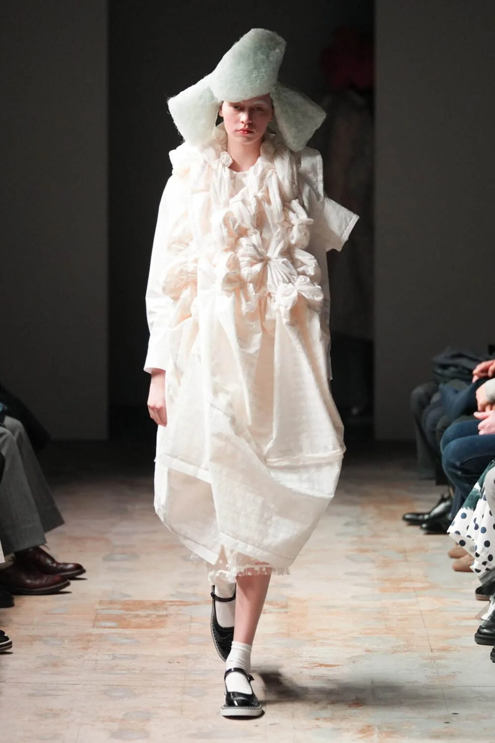 タオ 2024年秋冬 LOOK 35