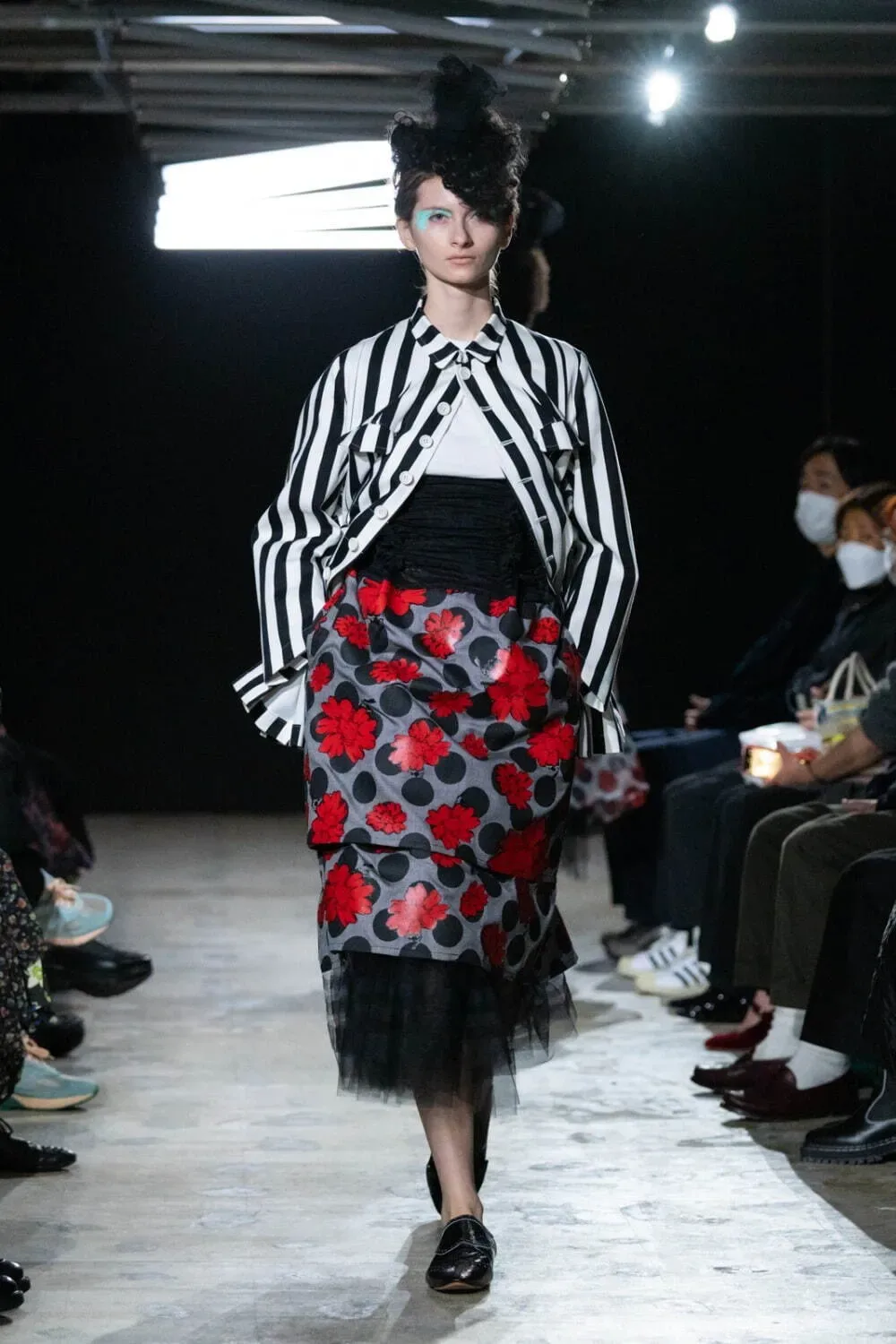 タオ 2023年春夏 LOOK 2
