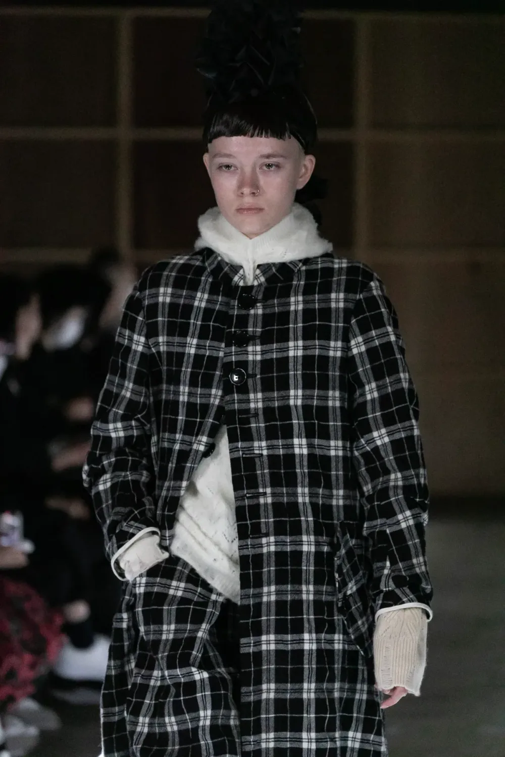 タオ 2023年秋冬 LOOK 10 / VIEW 2