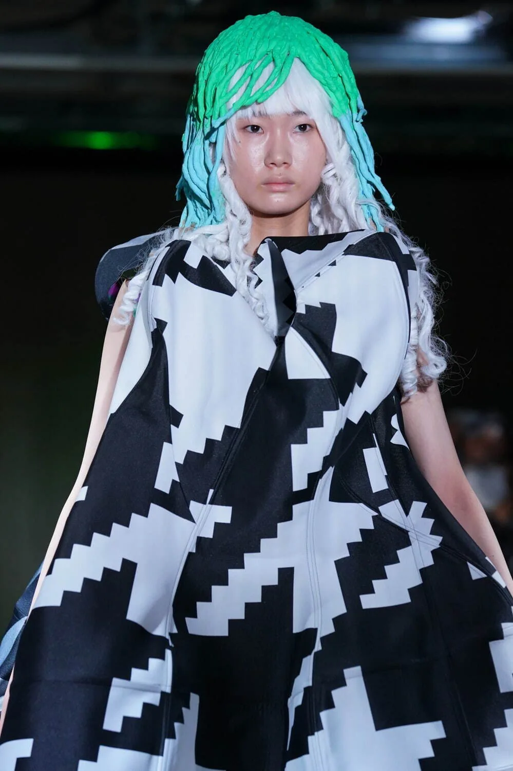 コムデギャルソン 2022年春夏 LOOK 13 / VIEW 2