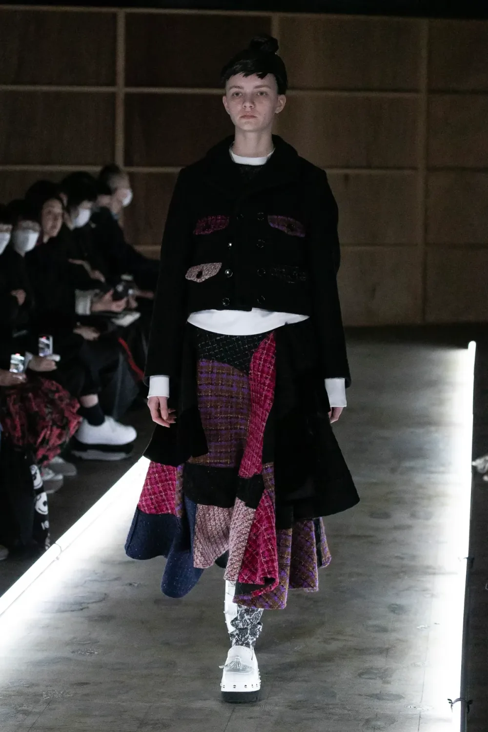 タオ 2023年秋冬 LOOK 18