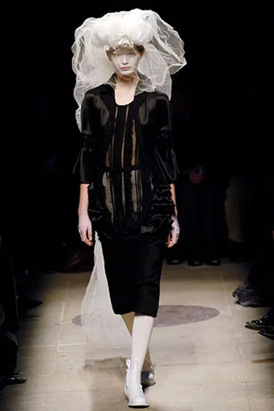 コムデギャルソン 2005秋冬 LOOK 31