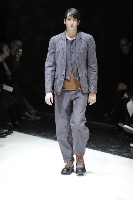 コムデギャルソンオムプリュス 2010秋冬 LOOK 23
