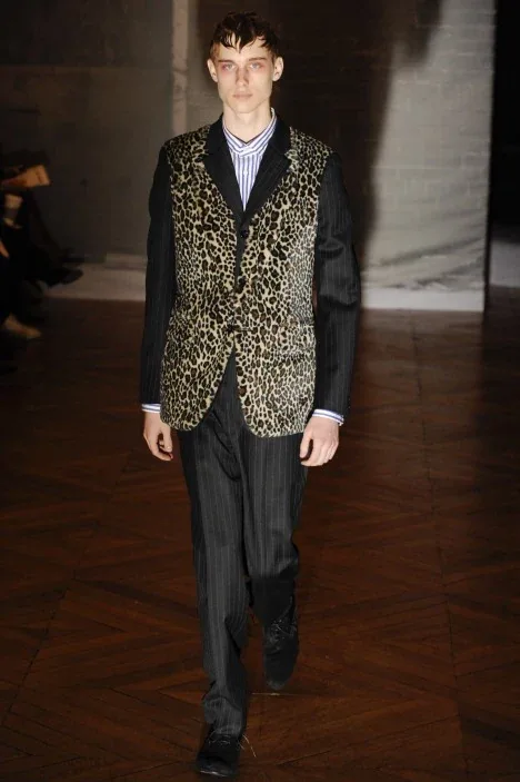 コムデギャルソンオムプリュス 2009秋冬 LOOK 10