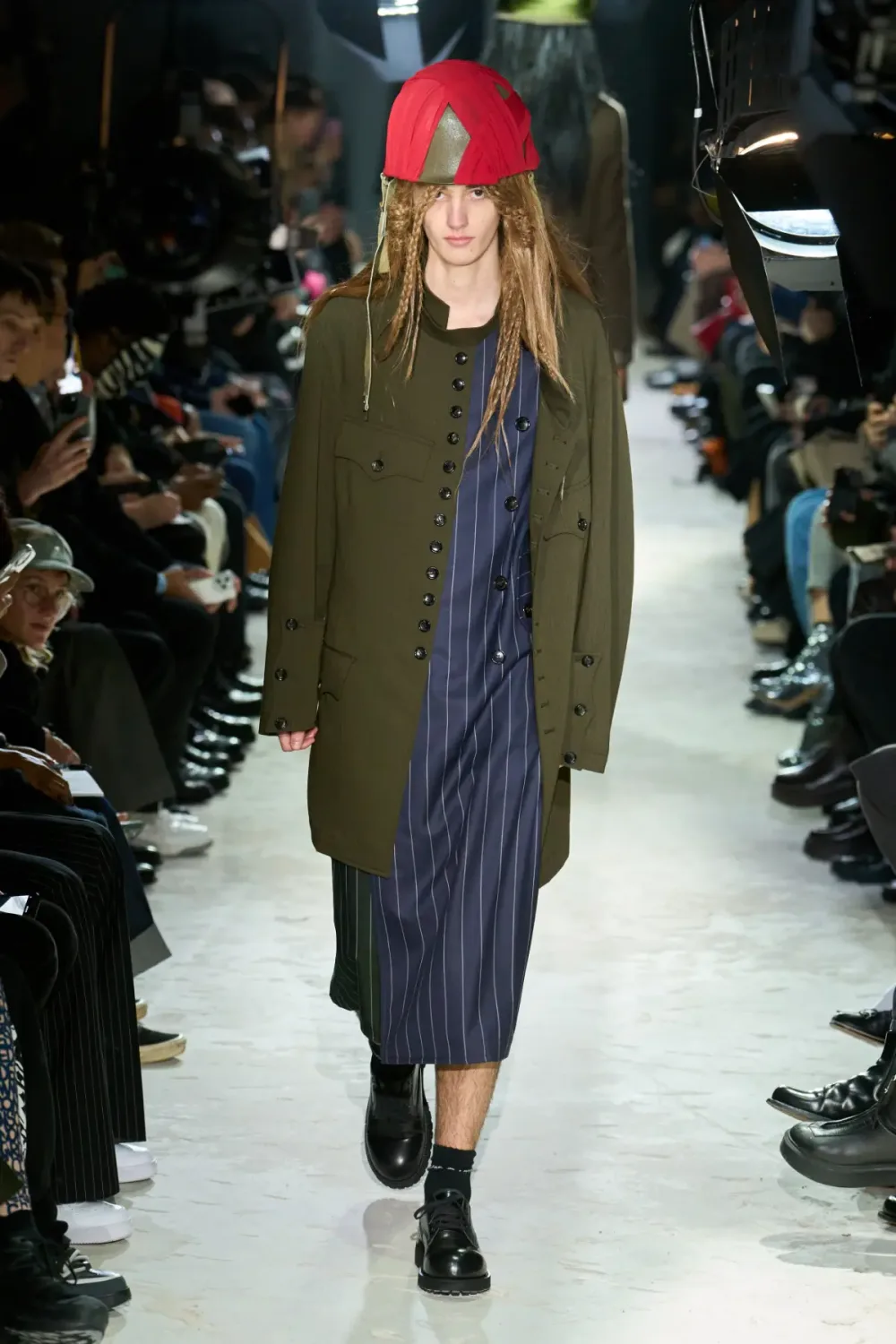 コムデギャルソンオムプリュス 2025年秋冬 LOOK 11