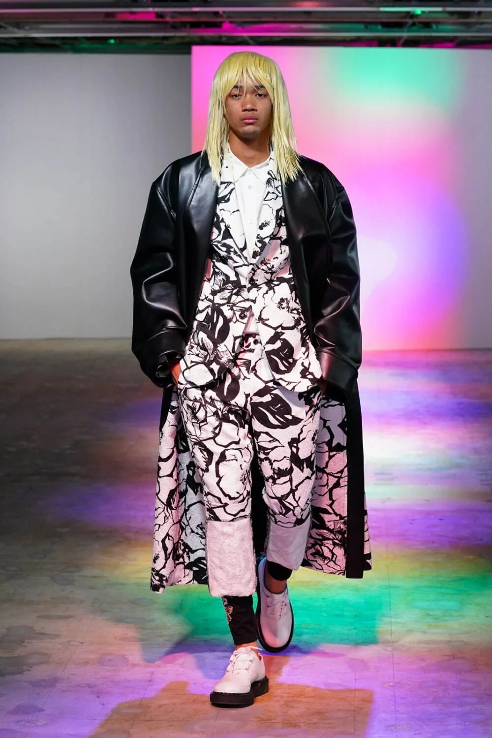 コムデギャルソンオムプリュス 2022年春夏 LOOK 25