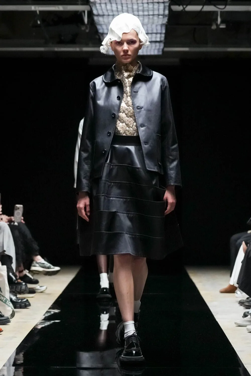 タオ 2025年秋冬 LOOK 4