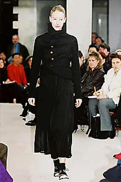 コムデギャルソン 2002秋冬 LOOK 20
