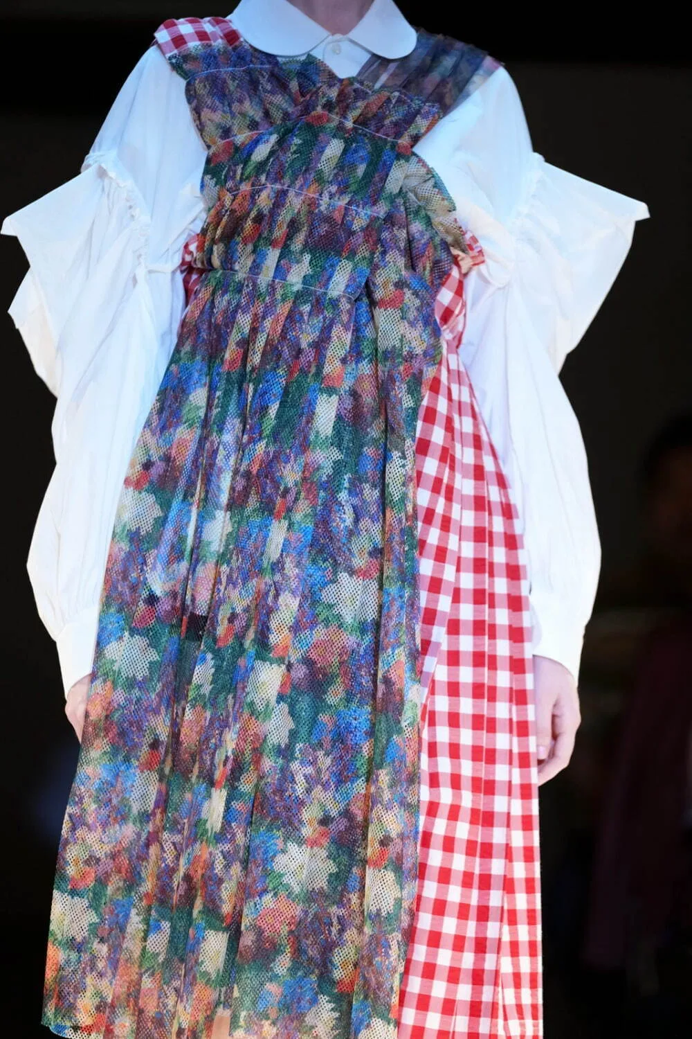 タオ 2025年春夏 LOOK 15 / VIEW 2