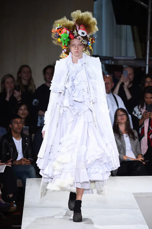 コムデギャルソン 2018春夏 LOOK 8