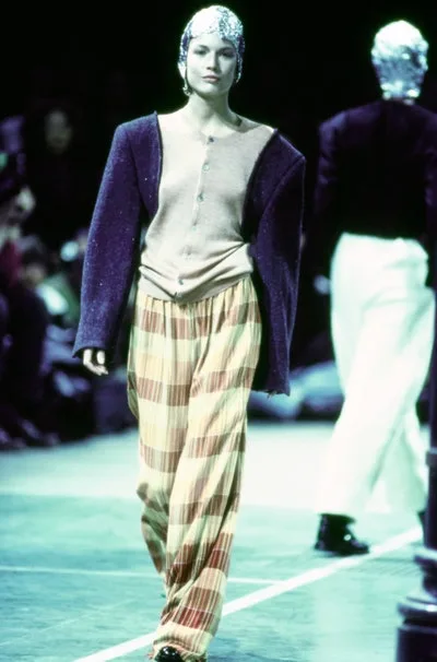 コムデギャルソン 1993秋冬 LOOK 18