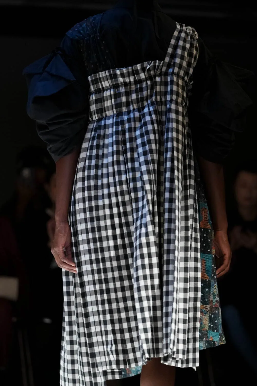 タオ 2025年春夏 LOOK 14 / VIEW 3