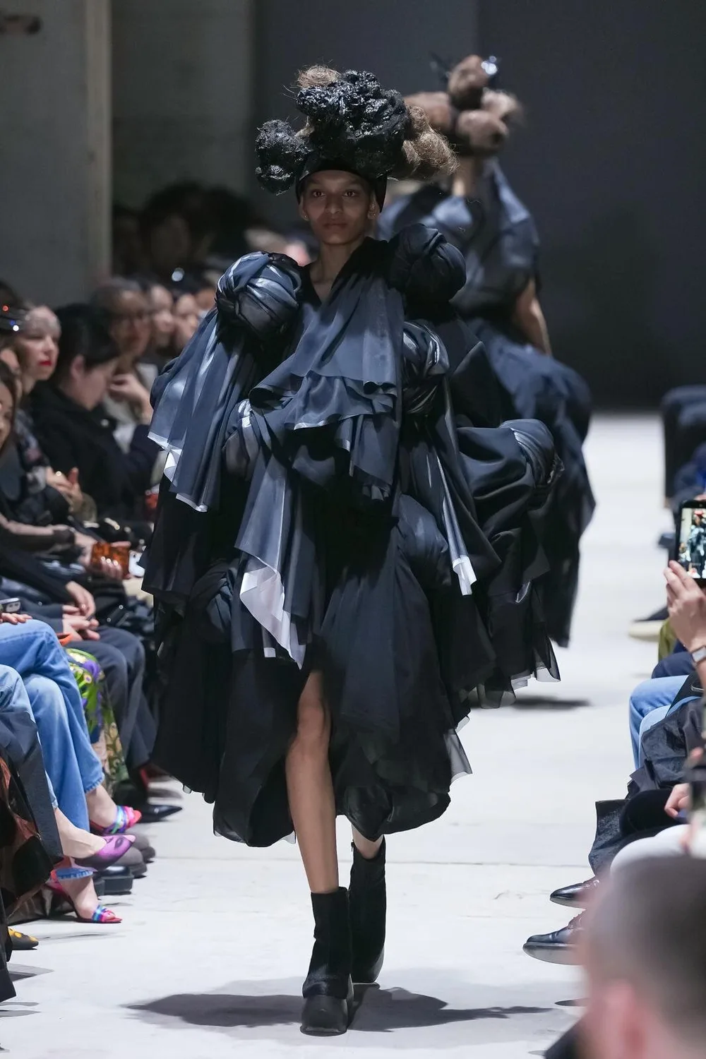 コムデギャルソン 2026年秋冬 LOOK 11