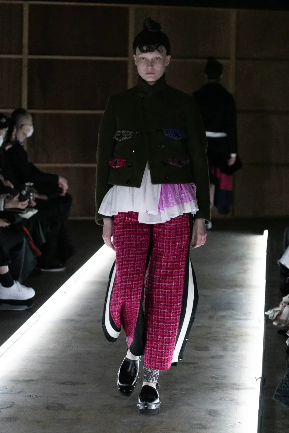 タオ 2023年秋冬 LOOK 19