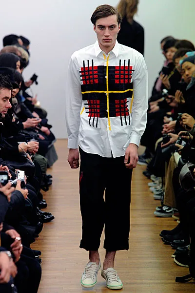 コムデギャルソンシャツ 2010秋冬 LOOK 39