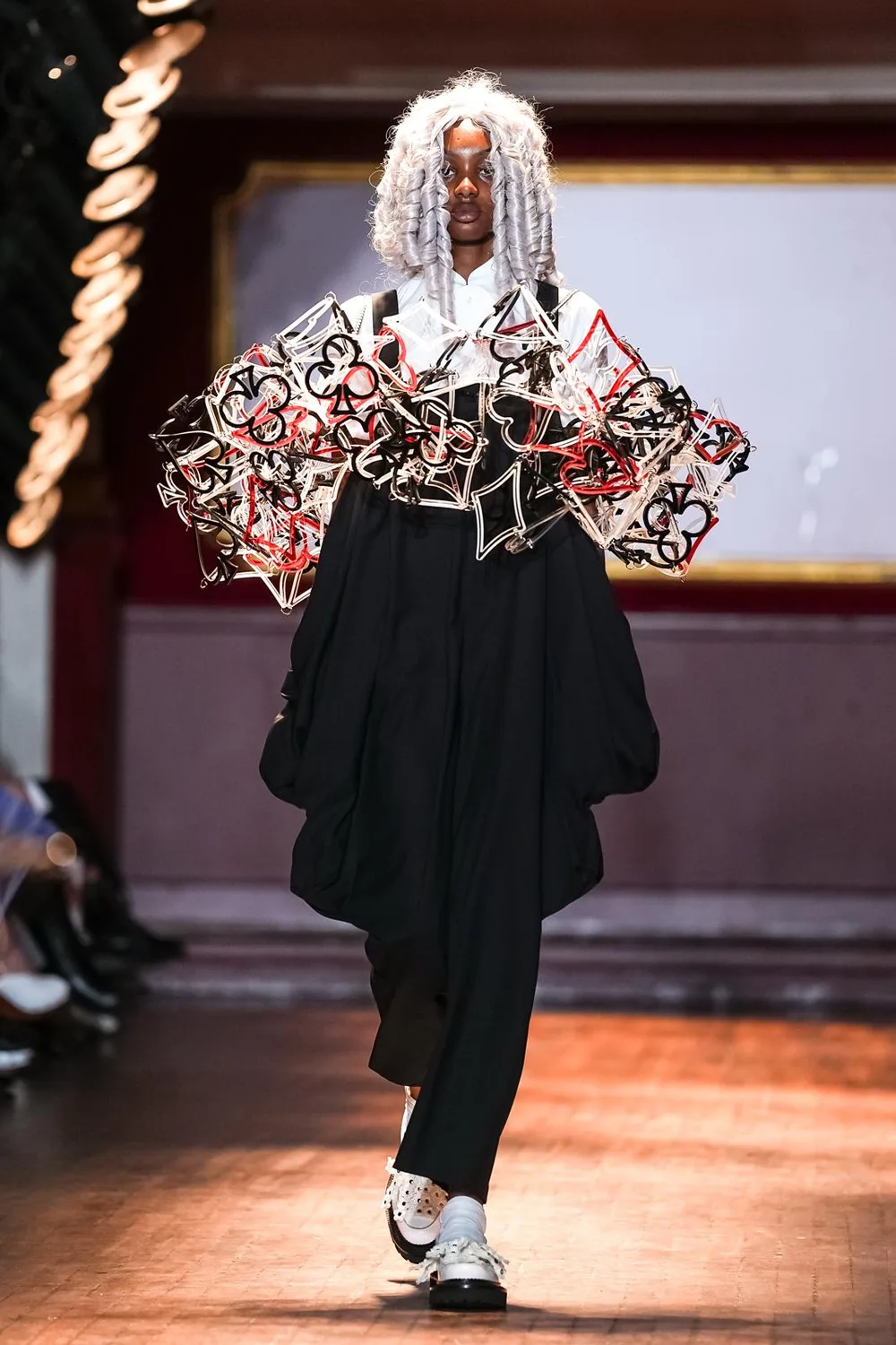 ノワールケイニノミヤ 2027年春夏 LOOK 27