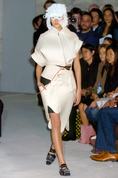 コムデギャルソン 2005春夏 LOOK 9