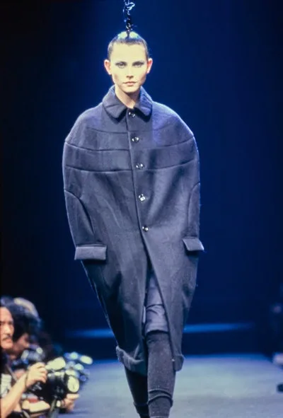 コムデギャルソン 1995秋冬 LOOK 18