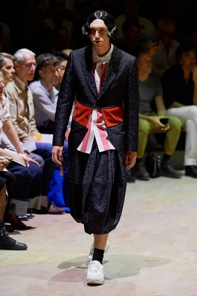 コムデギャルソンオムプリュス 2020春夏 LOOK 15