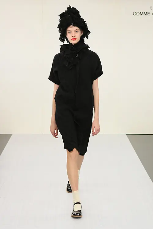 トリコ・コムデギャルソン 2015年秋冬 LOOK 18