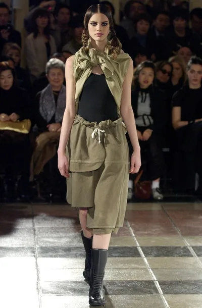コムデギャルソン 2003秋冬 LOOK 35