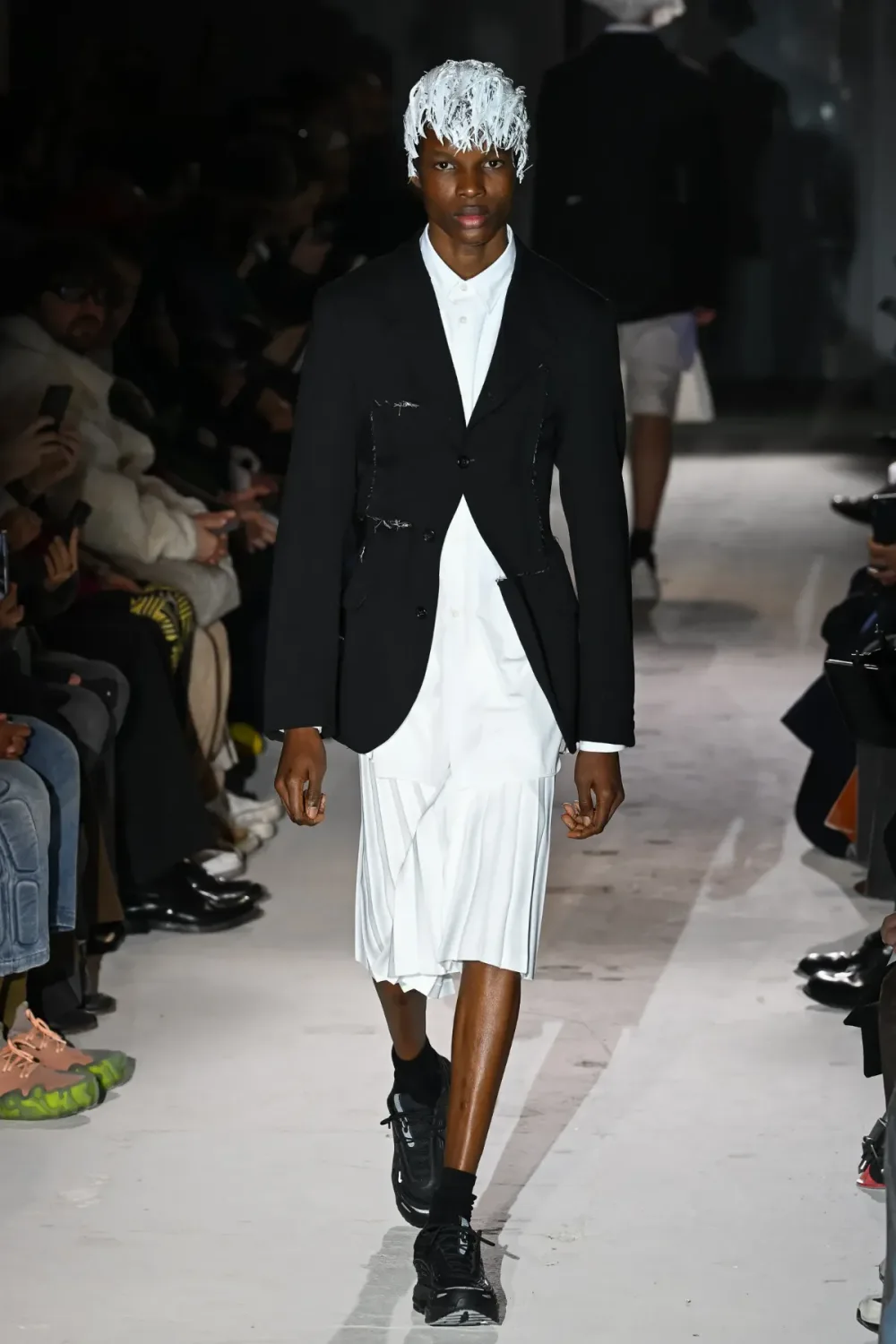 コムデギャルソンオムプリュス 2024年秋冬 LOOK 7