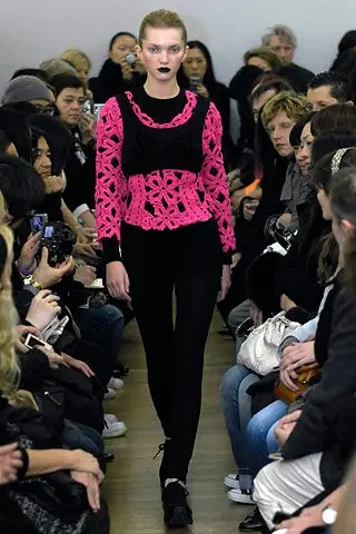 タオ 2007年秋冬 LOOK 2