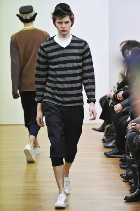 コムデギャルソンシャツ 2011秋冬 LOOK 26