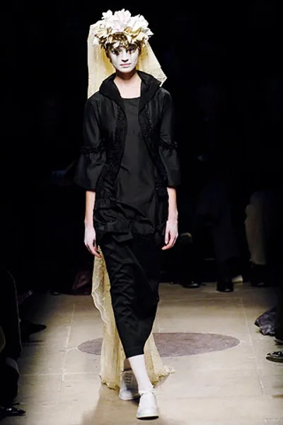 コムデギャルソン 2005秋冬 LOOK 33