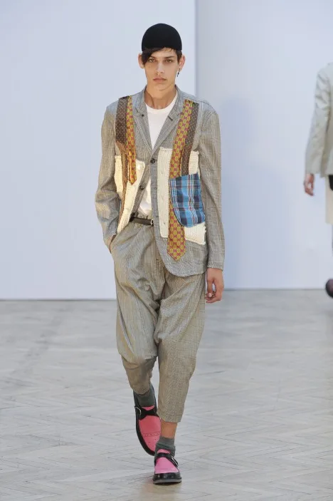 コムデギャルソンオムプリュス 2010春夏 LOOK 3