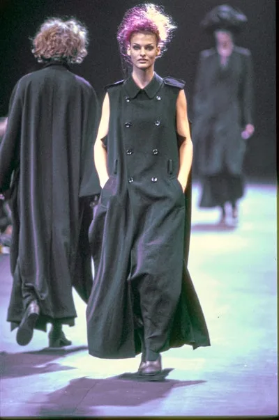 コムデギャルソン 1992秋冬 LOOK 28
