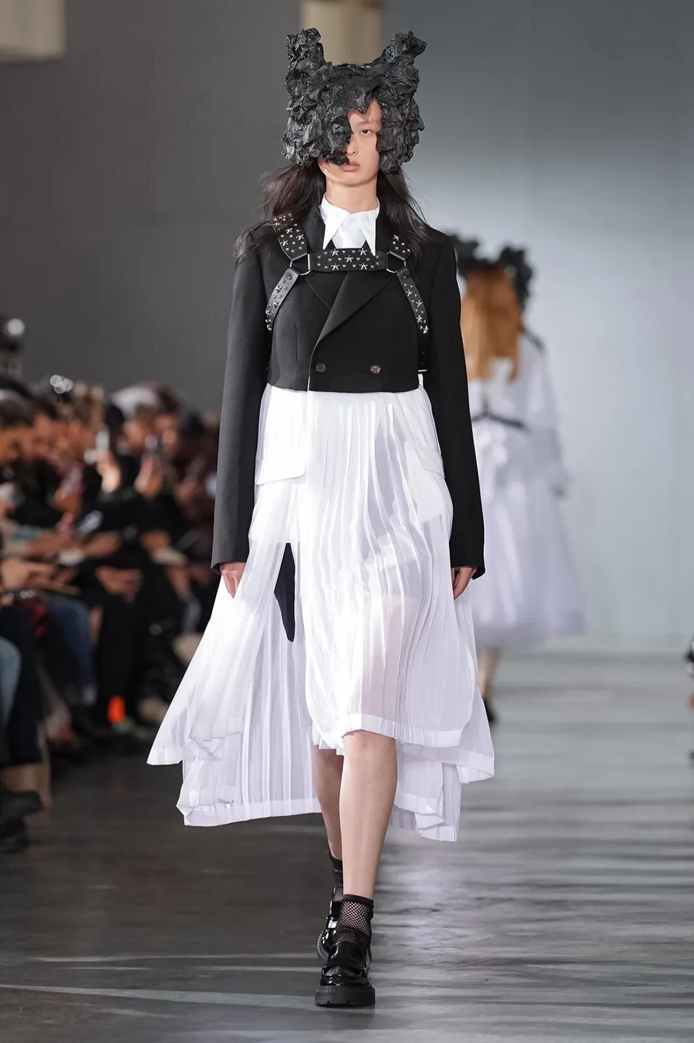 ノワールケイニノミヤ 2026年春夏 LOOK 6