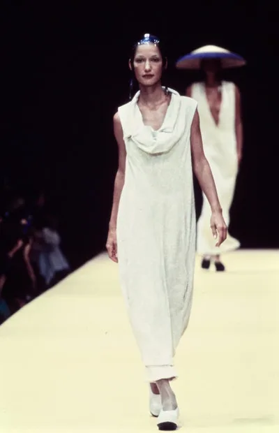 コムデギャルソン 1993春夏 LOOK 9