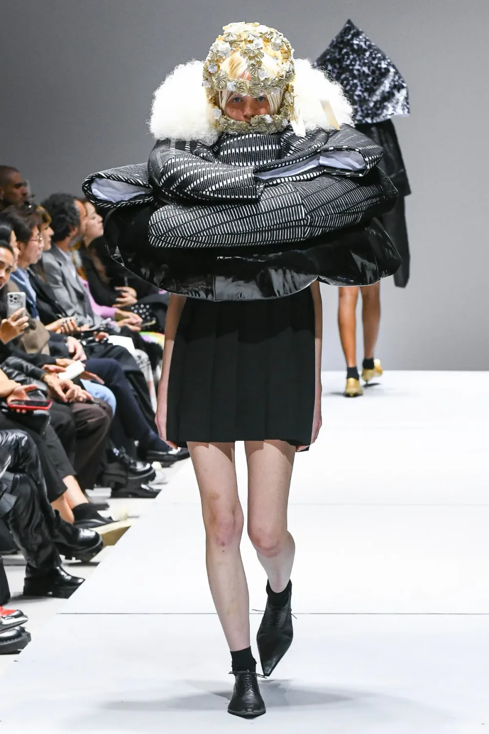 コムデギャルソン 2023年春夏 LOOK 12