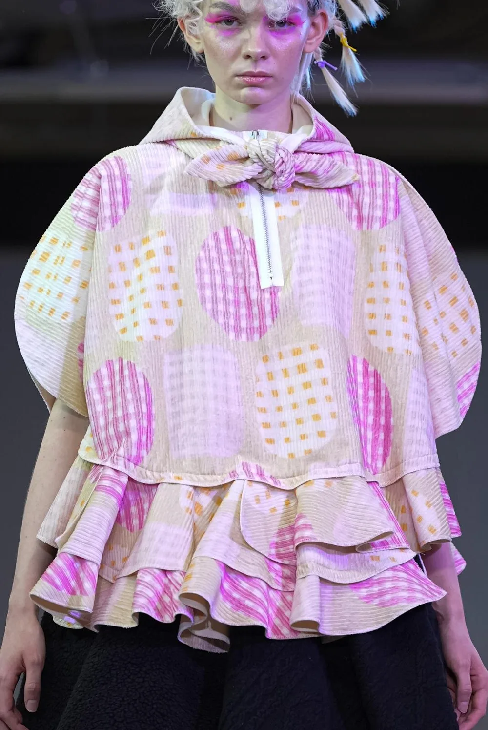 タオ 2026年秋冬 LOOK 5 / VIEW 2