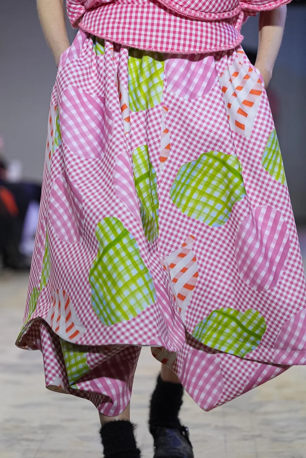 タオ 2026年秋冬 LOOK 1 / VIEW 4