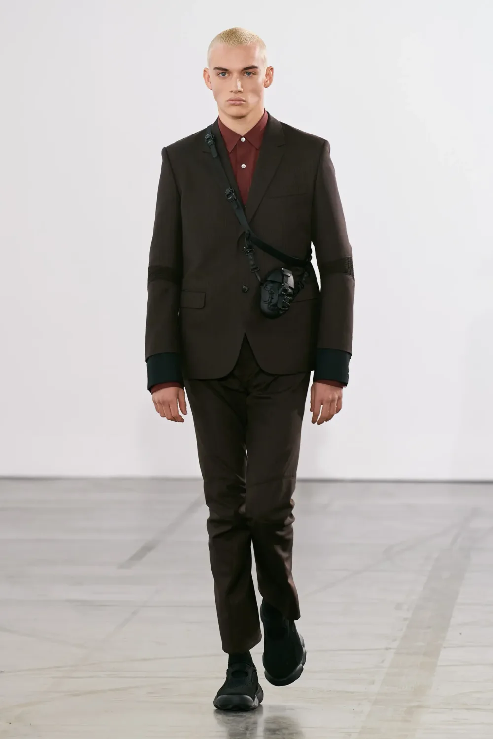 ジュンヤワタナベマン 2023年秋冬 LOOK 2